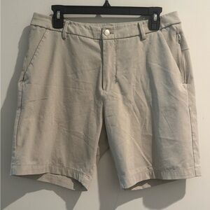 Lululemon Commission Classic Fit Short 7" Warpstreme M7AEOS Mens Size 31